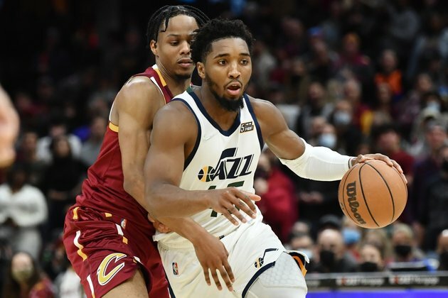 NBA roundup: Donovan Mitchell propels Jazz past Cavaliers