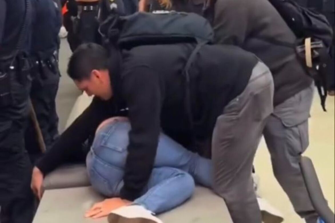 Woman detained at San Francisco airport, draws outrage from Democrats