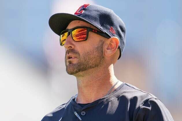 Orioles hire Craig Albernaz as manager