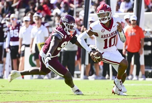 Taylen Green steers Arkansas to dominating win at Mississippi State