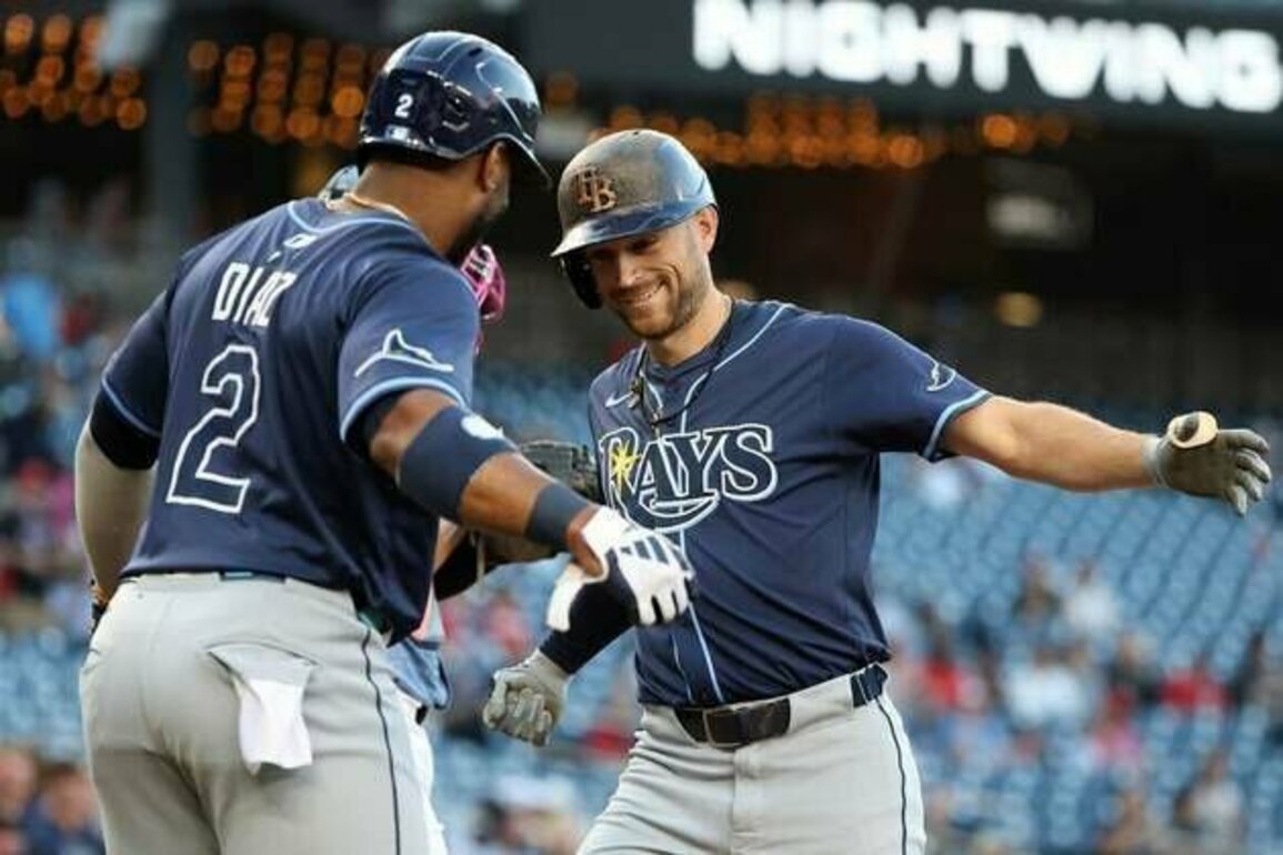 Brandon Lowe's early homer sparks Rays win at Nationals