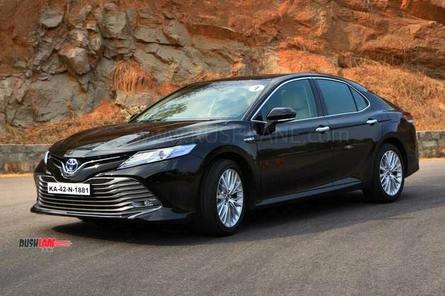 Toyota Camry, Skoda Superb, VW Passat - Petrol vs Diesel sales report