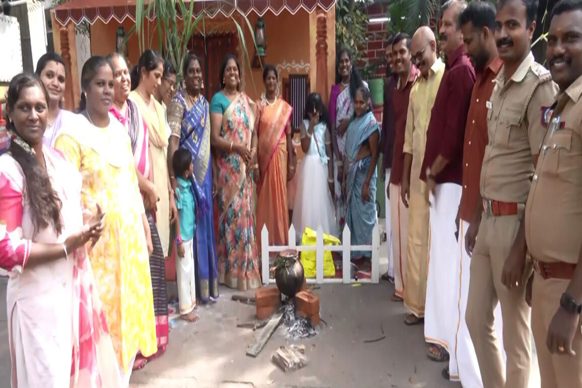 Chennai: KK Nagar police celebrate Pongal with families outside station