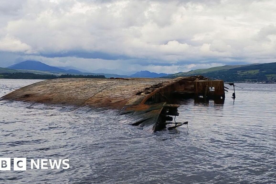 'Sugar boat' shipwreck set to sink from view on the River Clyde