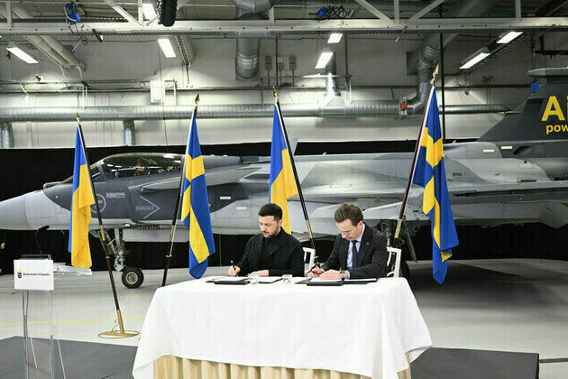 Ukraine to buy over 100 fighter jets from new NATO member