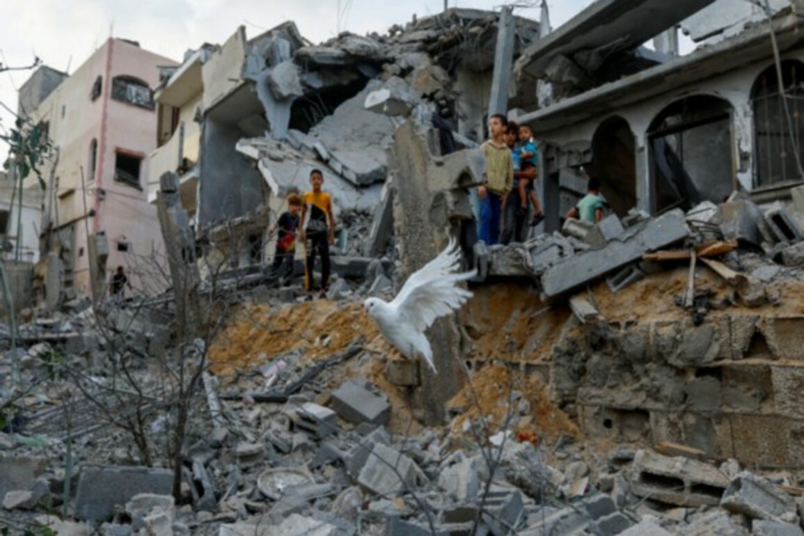 Gaza death toll surpasses 58,000 as new Israeli airstrike kills 100