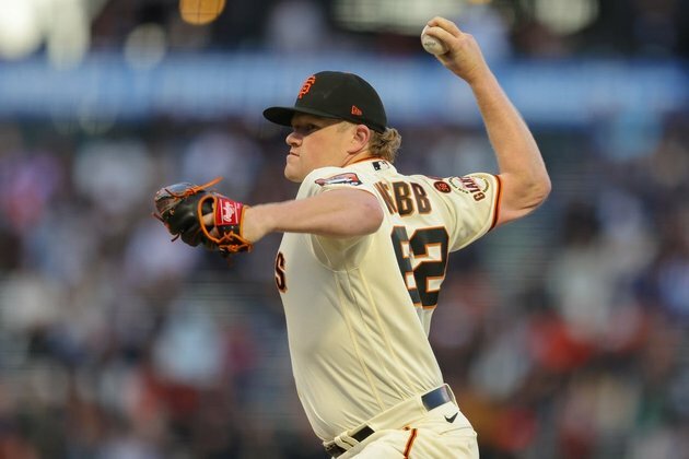 Logan Webb, Giants grind out win vs. Padres