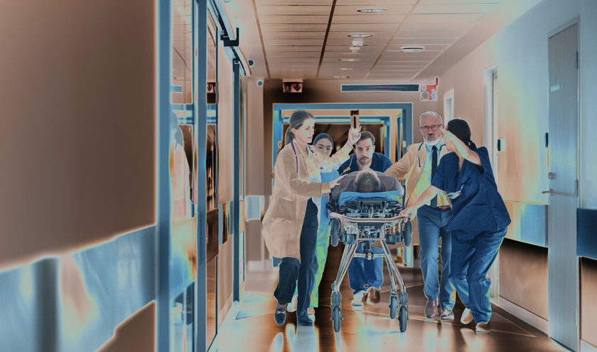 Hospital negative colour  © Gorodenkoff / Shutterstock