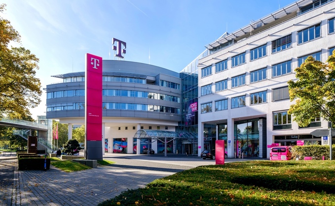 Ausbau des IoT-Geschäfts und gute Quartalszahlen: Deutsche Telekom-Konzernzentrale in Bonn. (Foto: Deutsche Telekom/Norbert Ittermann)