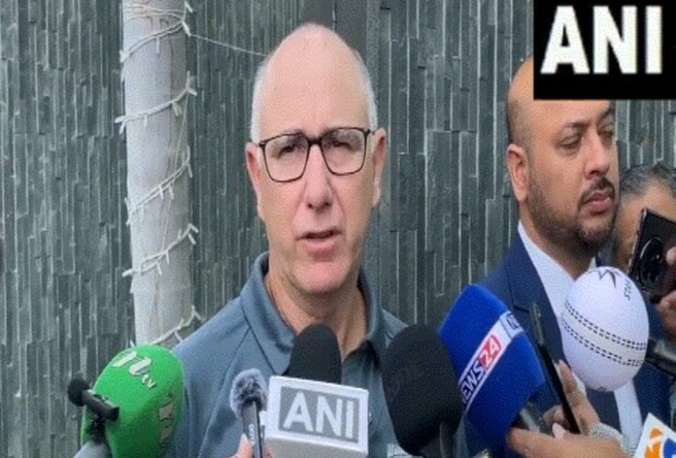 "Out of our hands, wouldn't worry about it much...": NZ coach on travelling to Dubai for playing CT final against India