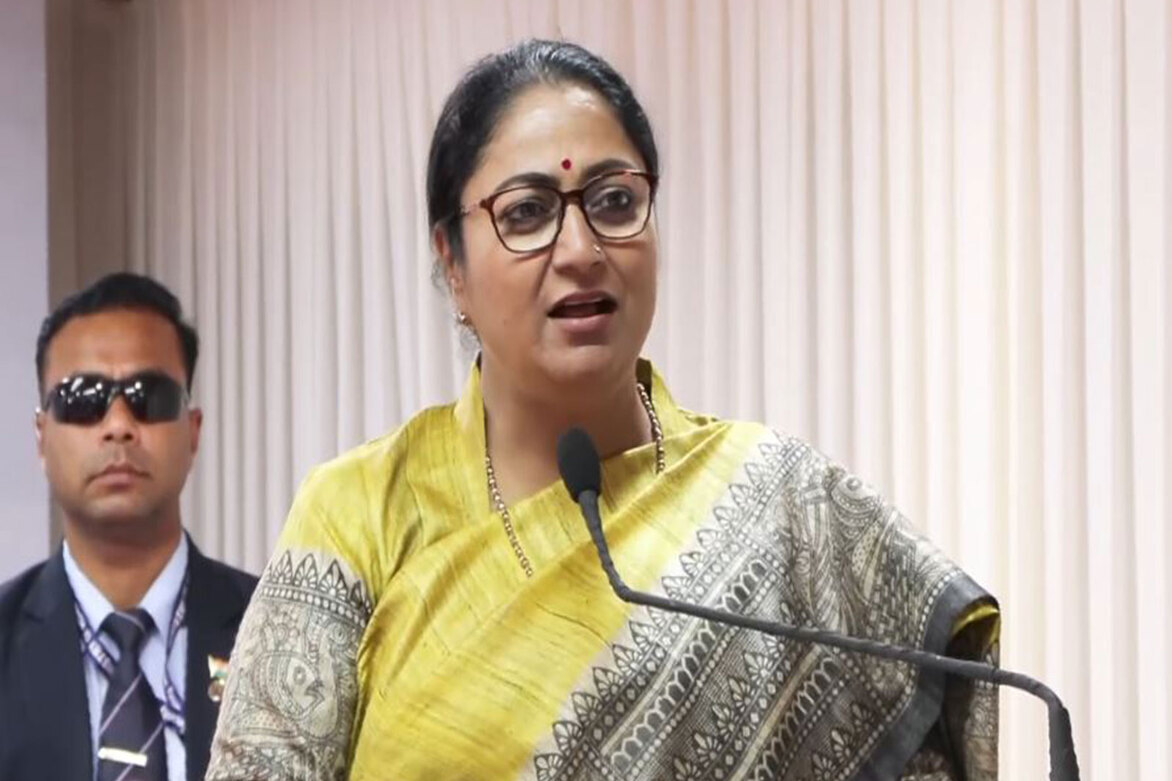Delhi CM Rekha Gupta holds review meeting on water supply, issues several directions to ensure drinking water supply