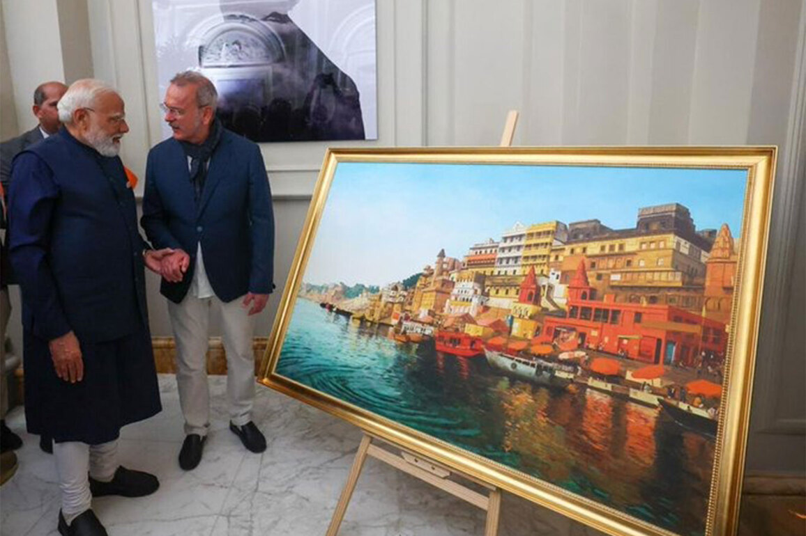 "Kashi in Rome": PM Modi appreciates Italian painter Giampaolo Tomassetti's work on Varanasi