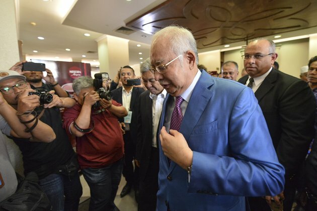 Malaysian Ex-Leader Najib Takes Stand in 1MDB Trial