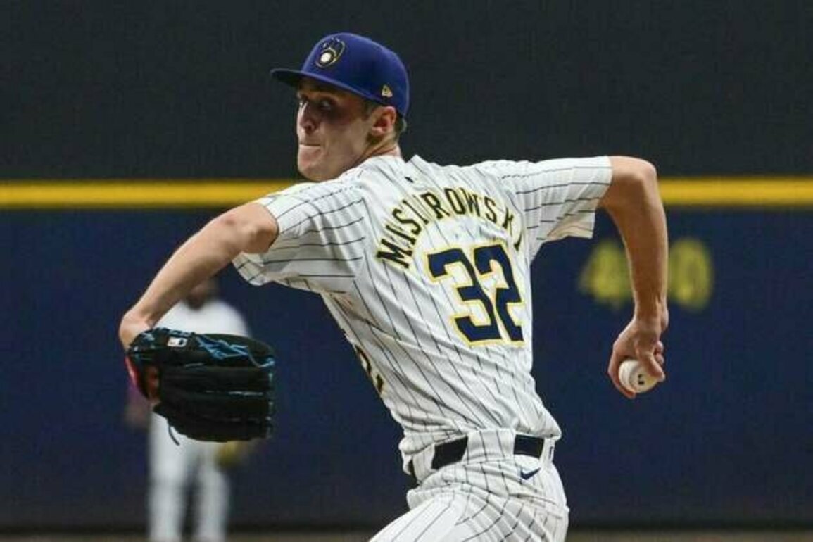 'Beat up' Brewers head into series opener vs. Cardinals