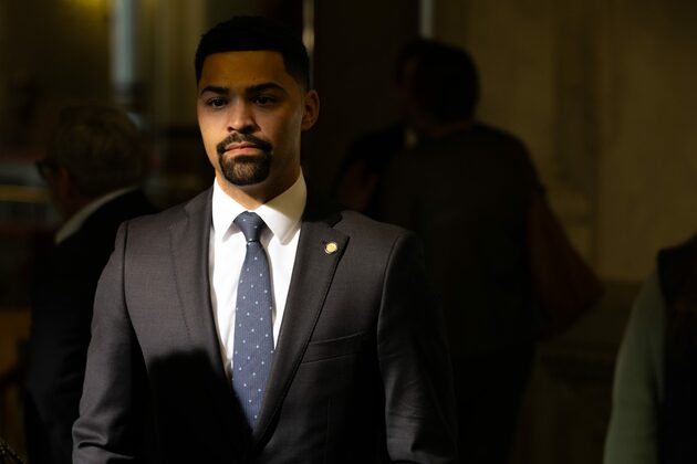 Finance panel backs bill to shrink CT transportation debt