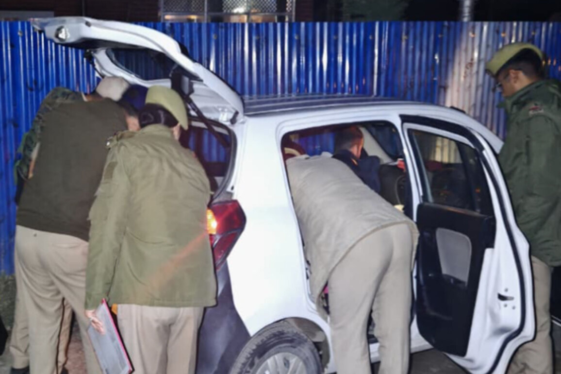 J-K: Anantnag Police conducts NARCO raids in hotels across Pahalgam