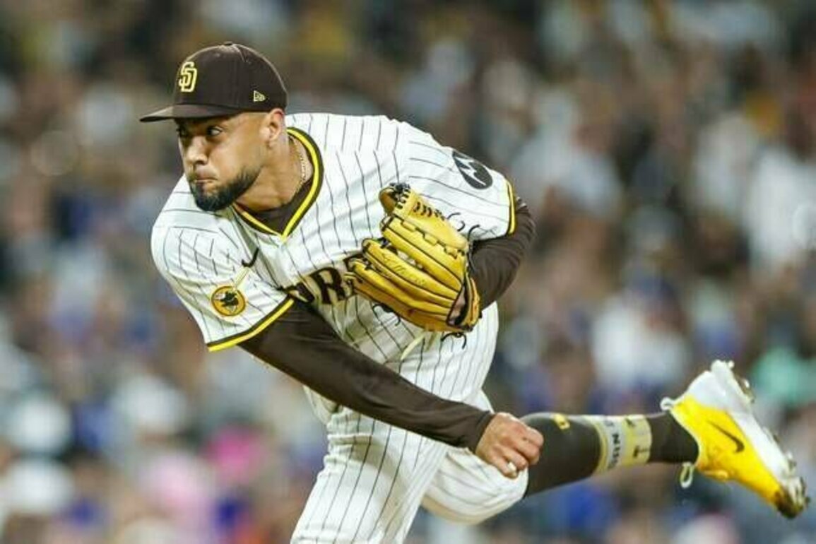 Closers in focus as Padres, Diamondbacks meet