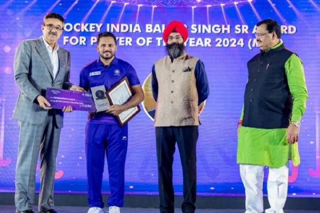 Savita, Harmanpreet shine at Hockey India Awards; 1975 World Cup heroes honoured