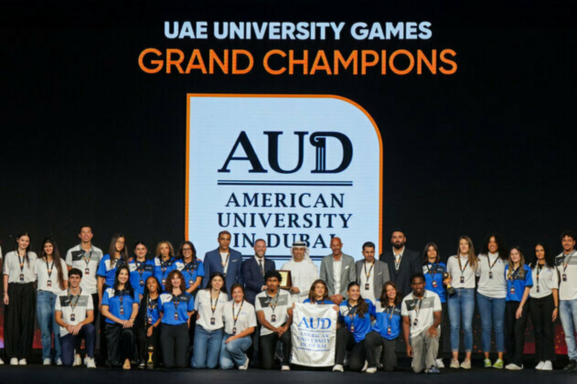 Minister of Sports honours winners of inaugural edition of UAE University Games