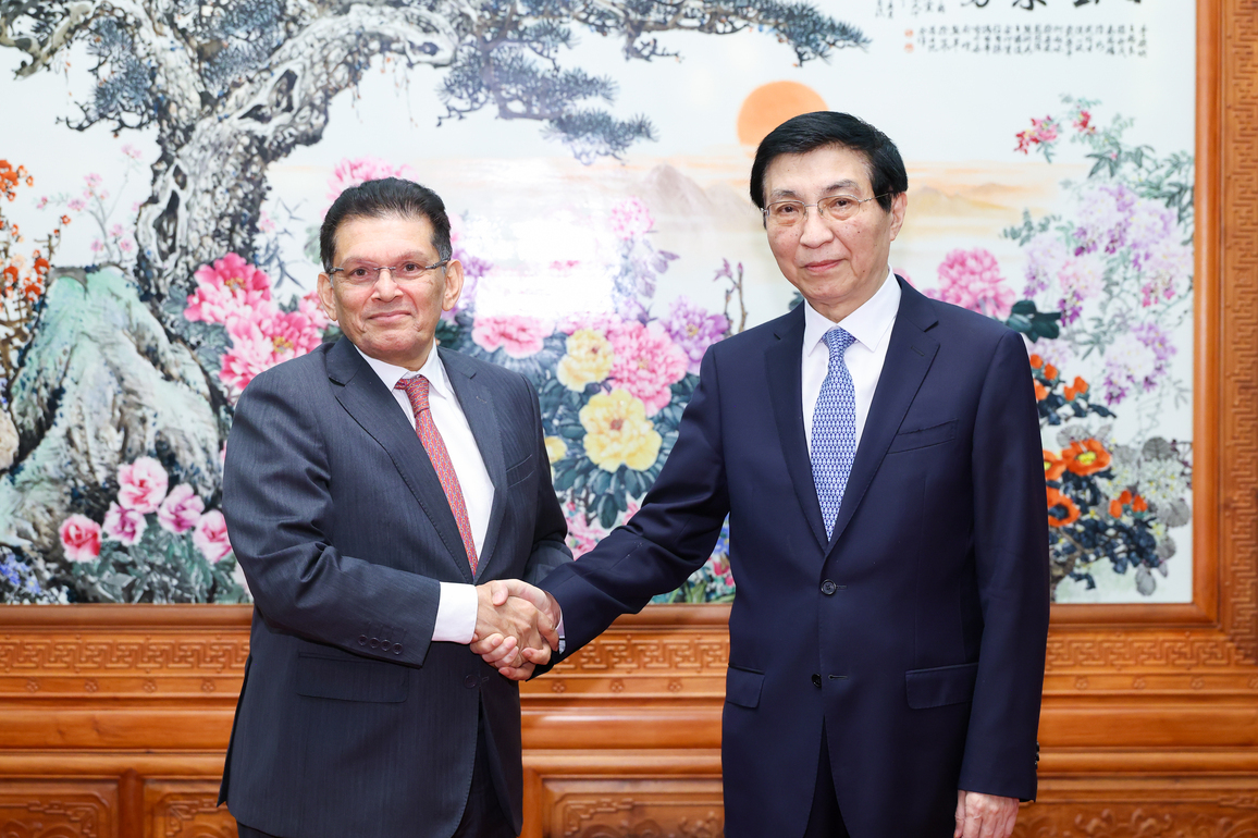 CHINA-BEIJING-WANG HUNING-BANGLADESHI FM-MEETING (CN)