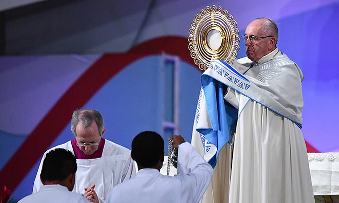 Church wounded by sin, says Pope Francis Church wounded by sin, says Pope Francis