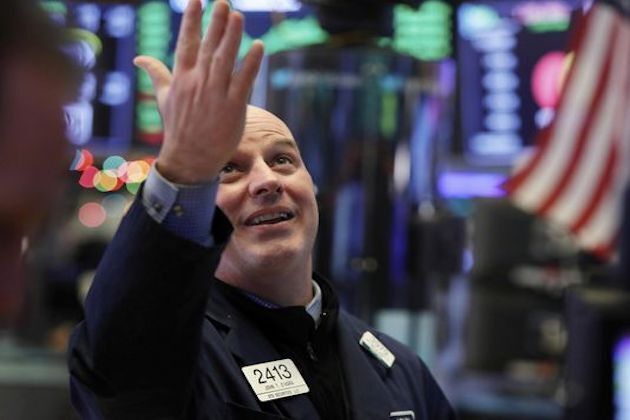 Wall Street shines Monday, Nasdaq soars 523 points