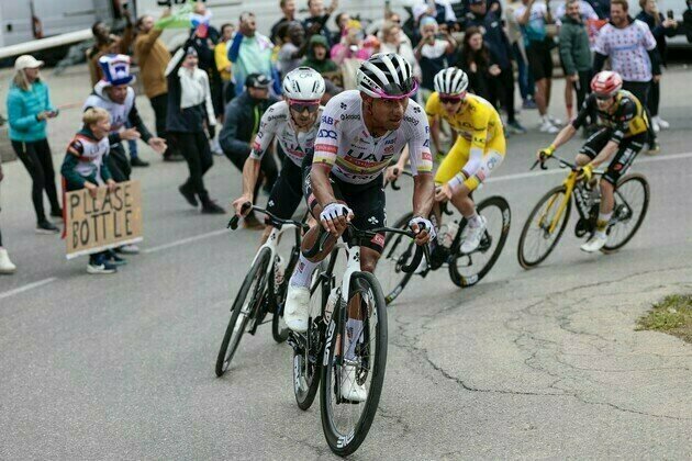 UAE Team Emirates-XRG strengthens grip on Tour de France
