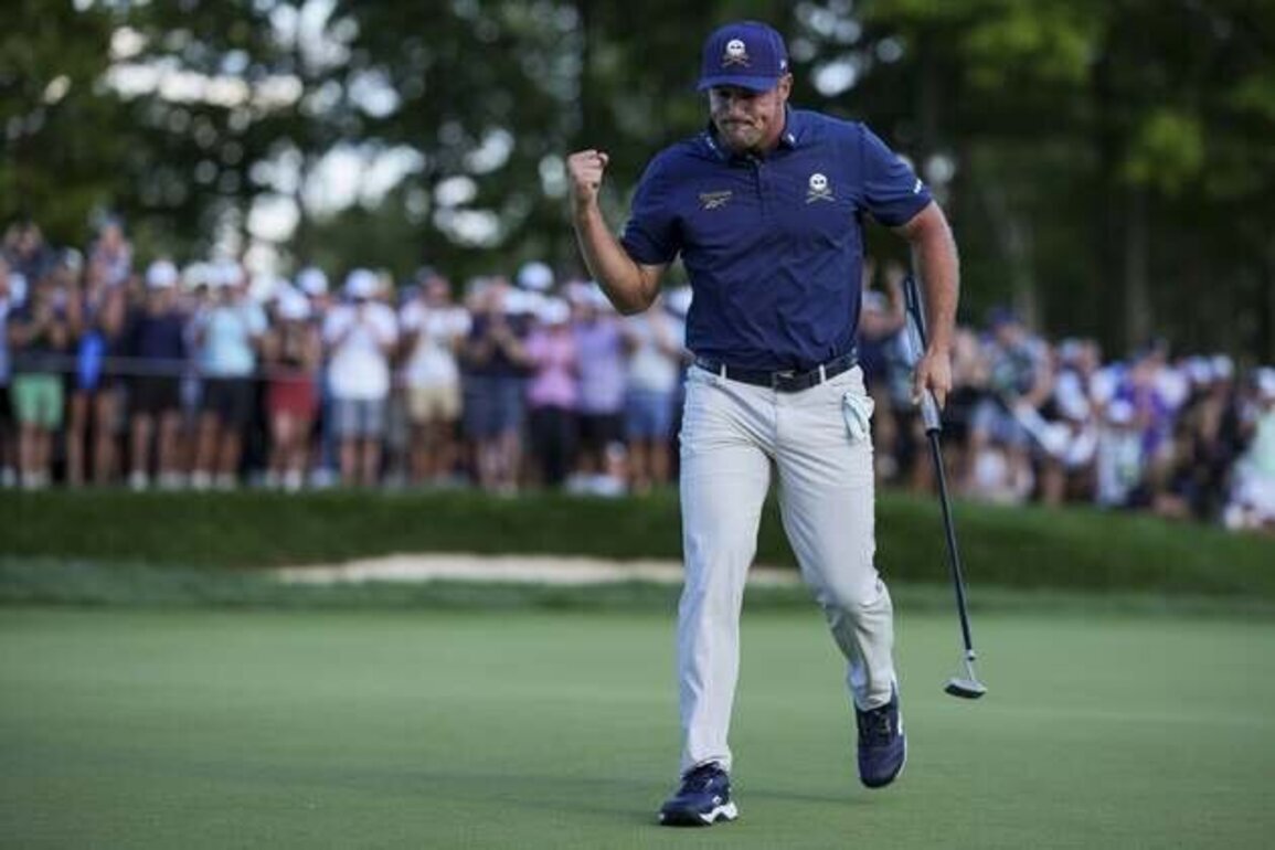 Bryson DeChambeau headlines group in lead at LIV Golf Korea