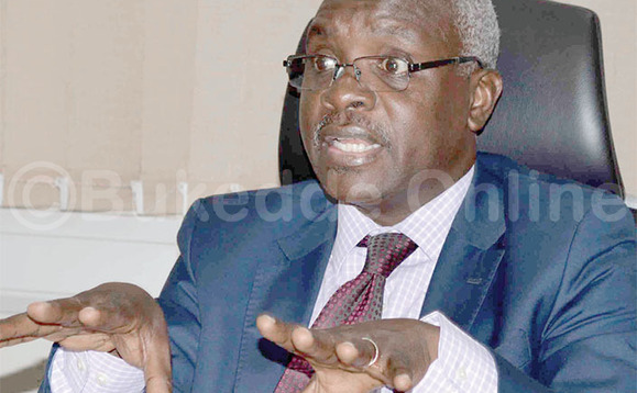 Akulira Vision Group Robert Kabushenga ng'annyonnyola Akulira Vision Group Robert Kabushenga ng'annyonnyola