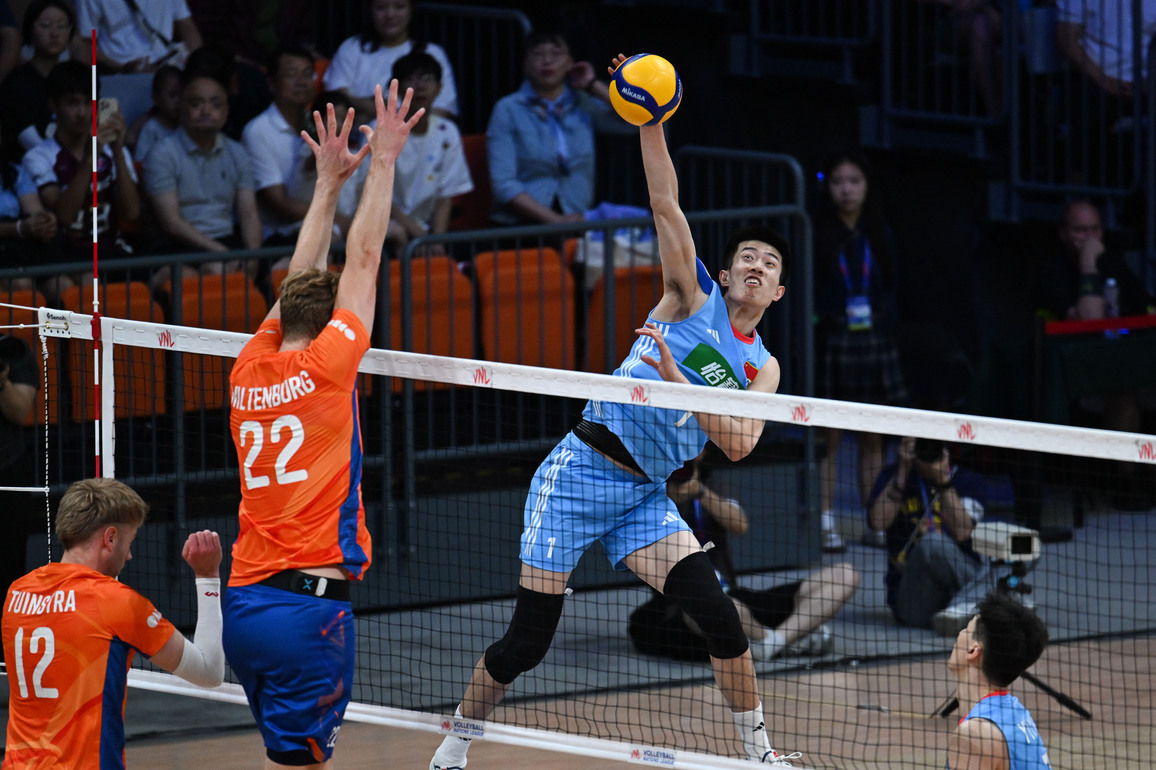 (SP)CHINA-XI'AN-VOLLEYBALL-NATIONS LEAGUE-MEN-CHINA VS THE NETHERLANDS (CN)