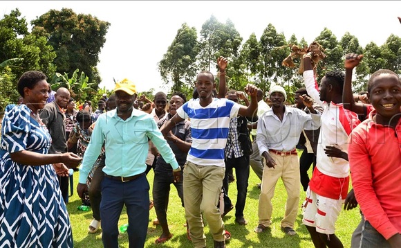 Aba NRM nga bayisa ebivvulu Aba NRM nga bayisa ebivvulu