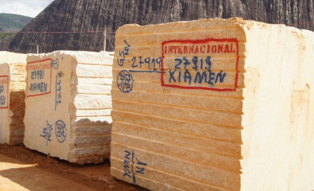 Entidades do setor de rochas ornamentais debatem legislação com governo