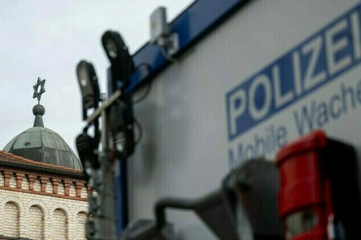 Germany to enhance security at Jewish sites  chancellor