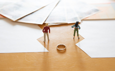 Early financial advice during divorce 'key' to better outcomes