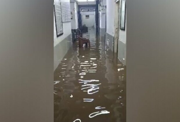 Police station flooded after heavy rains in Maharashtra's Raigad