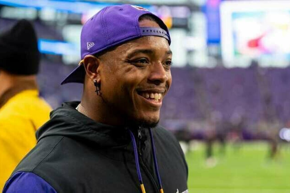Vikings Open Practice Windows for C.J. Ham & Tyler Batty