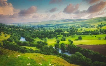 Farmers Guardian set to raise money in honour of Len's Light and Farms For City Children in special #farm24 walk
