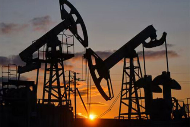 Crude may stay capped near $80 if US-Iran truce holds, Hormuz fully reopens: Expert