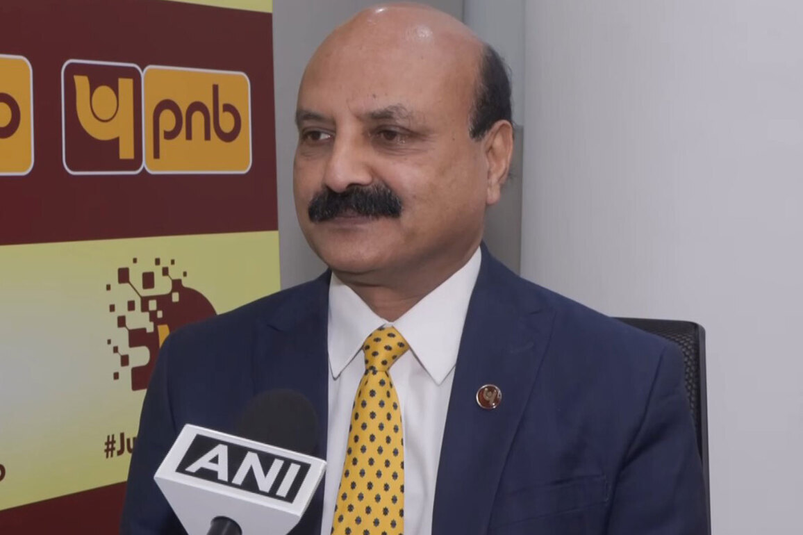 PNB decides FCNR(B) deposit rates up to 6.10% after RBI measures, expects USD 2.5 bn mobilisation