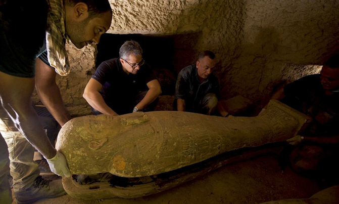 Egypt discovers 2,500-year-old intact coffins Egypt discovers 2,500-year-old intact coffins