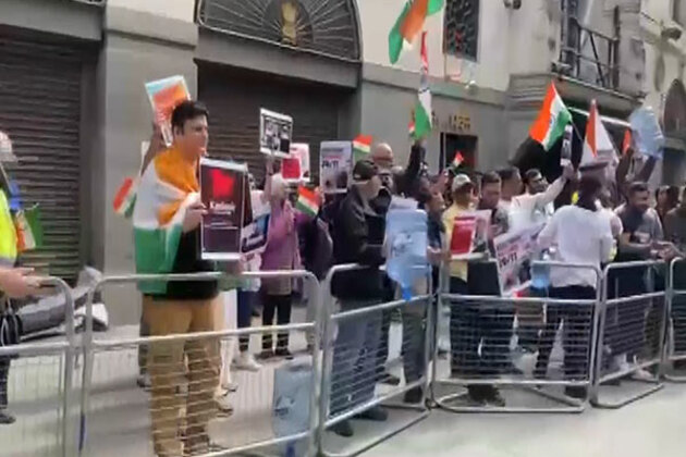 Indian diaspora stages counter protest against Pakistan in London