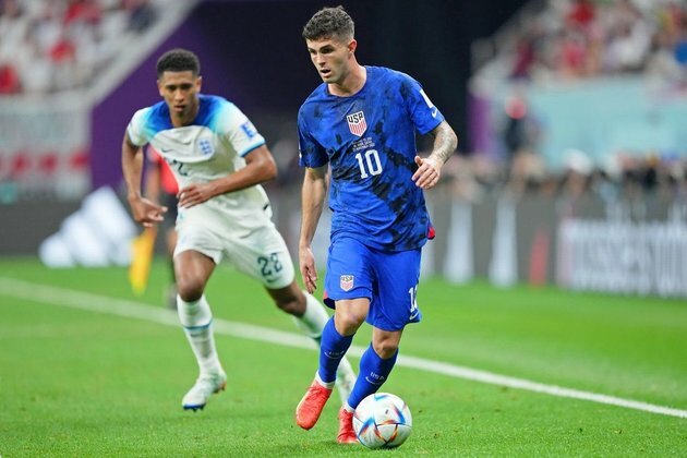 Christian Pulisic taken to hospital with abdominal injury
