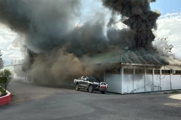 Buildings torched as fresh unrest erupts in Indonesia