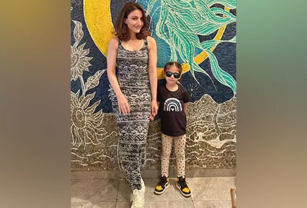 This is how Soha Ali Khan is welcomed by her daughter Inaaya