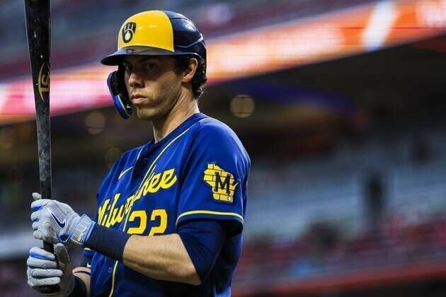Pitching-strong Brewers lacking timely hits, try to do better vs. Reds