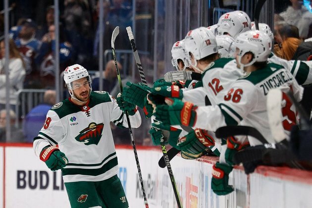 Wild, Knights face off in possible playoff preview