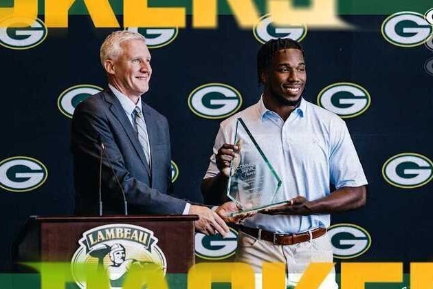 Packers LB Edgerrin Cooper receives 2026 community service award
