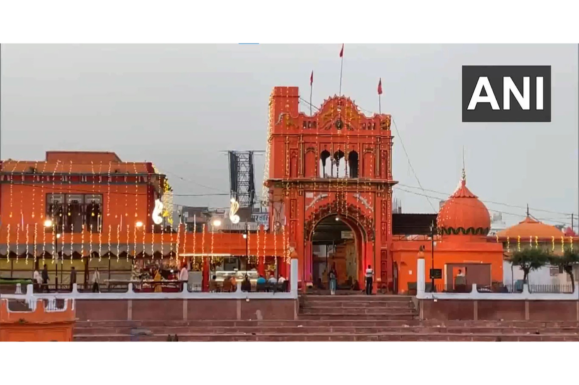 Shardiya Navratri: Devotees offer prayers at Devkali Temple in Ayodhya