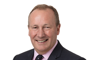 Columbia Threadneedle global CIO William Davies retires