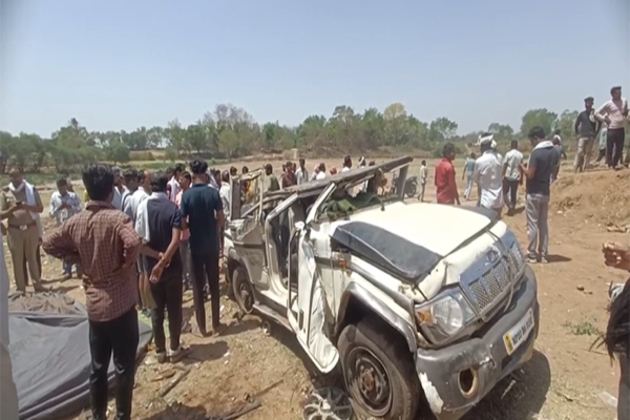 Madhya Pradesh: Eight killed and five injured after SUV overturns in Damoh